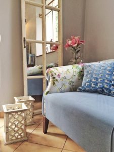 vintage hangulat -kanapé