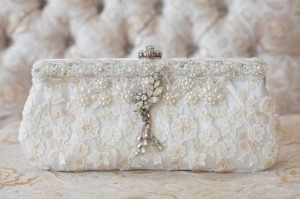 esküvői kiegészítők - táska